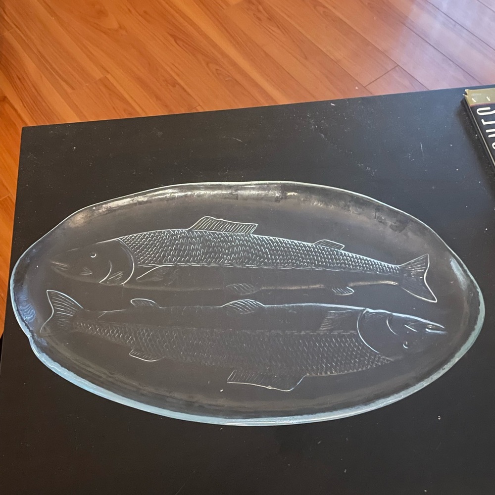 Lovely vintage fish plate